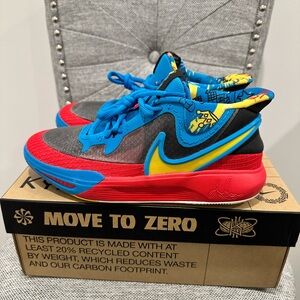 Nike Kyrie 8 GO SE (GS) Black/Tour Yellow DQ8080-012 UNRELEASED Sizes: 5.5Y & 6Y